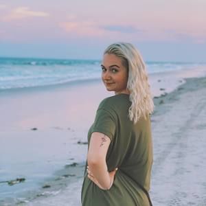 Meet your Posher, Hannah